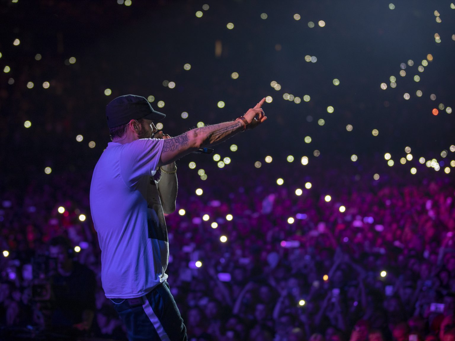 eminem tour sweden